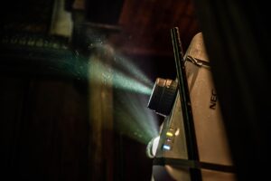 Perfect: cuerpos en movimiento y una época buscando su reflejo
